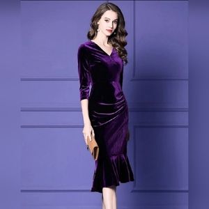 NWT Women's Purple Velvet Dress Size Medium 👗